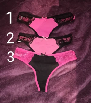 👅💦Tanga rose et noir en dentelle💦👅