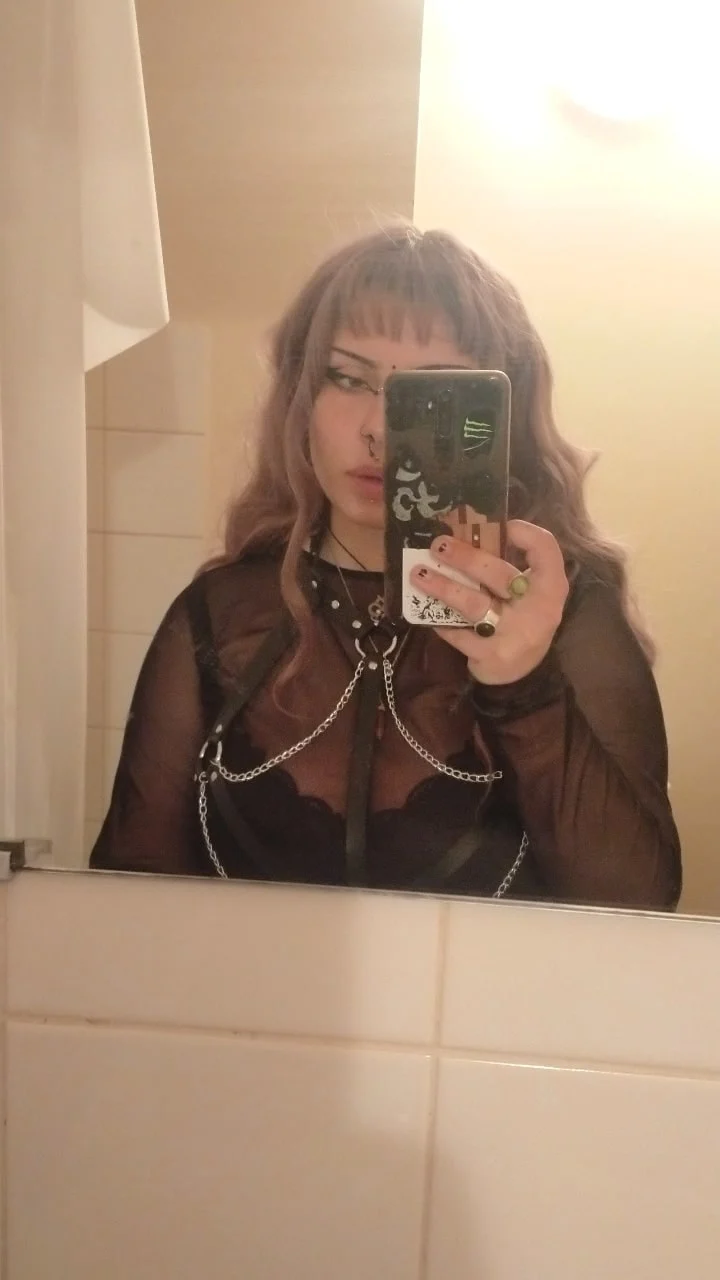 Vente de nudes et d’objets