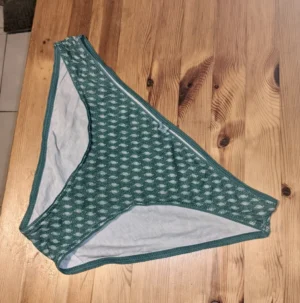 Jolie culottes sales à la demande