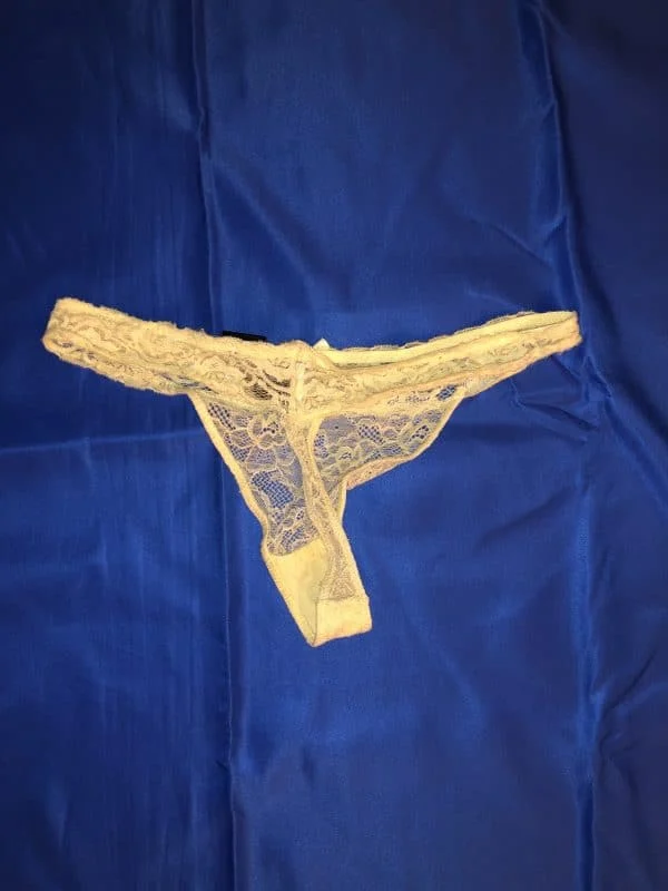 String jaune 🥵 – Image 2