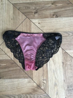 vend culotte portée 8 jours ou plus selon ton envie