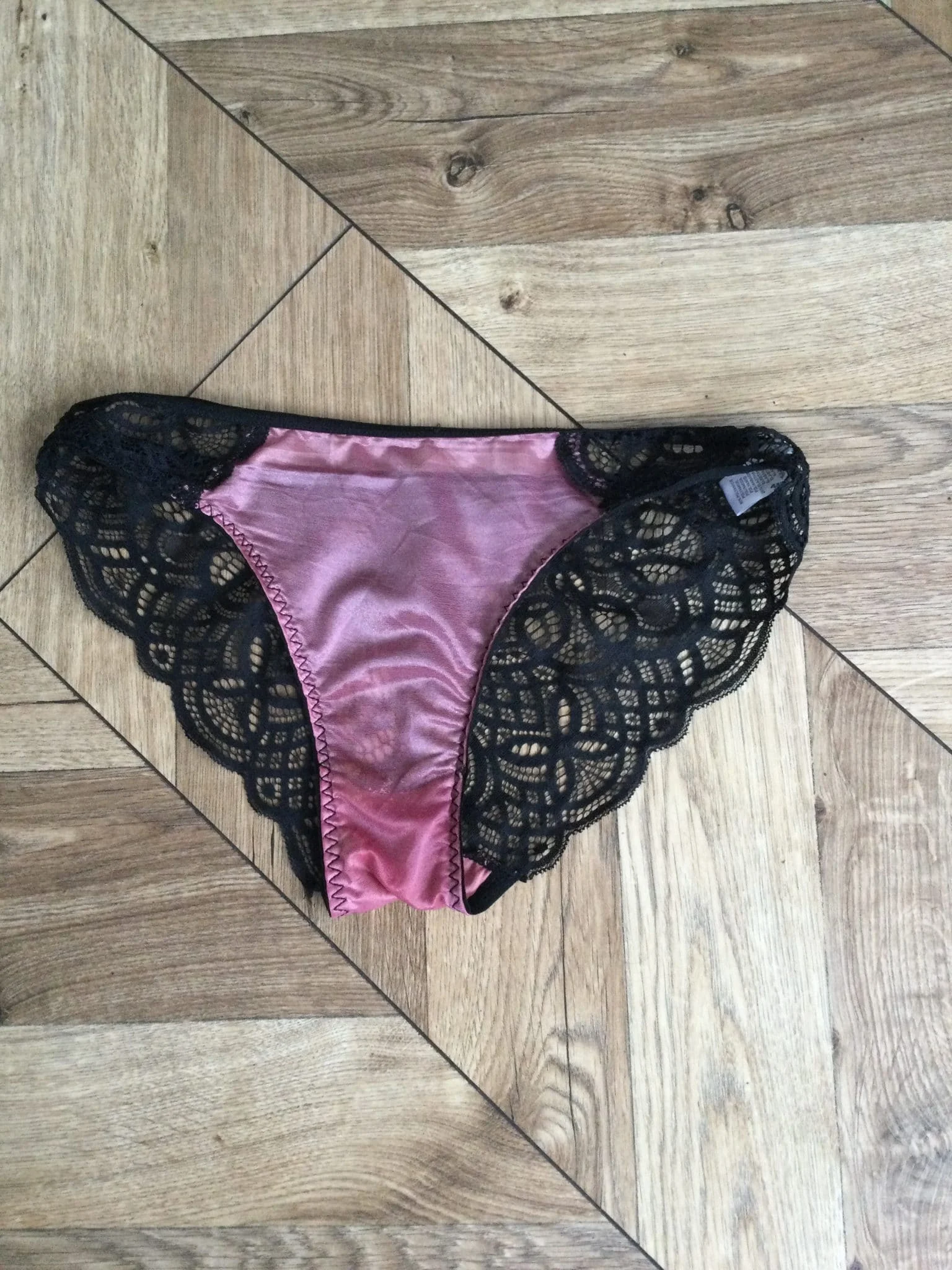 vend culotte portée 8 jours ou plus selon ton envie
