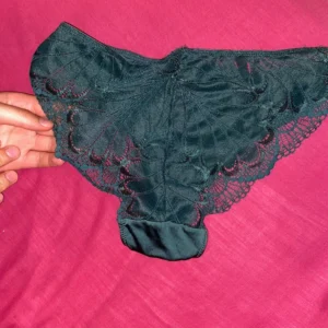 Petite culotte dentelle