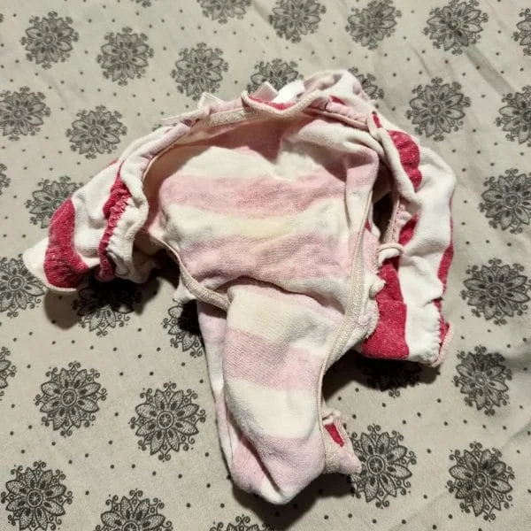Petite culotte old’school agrémenté selon tes désirs – Image 3