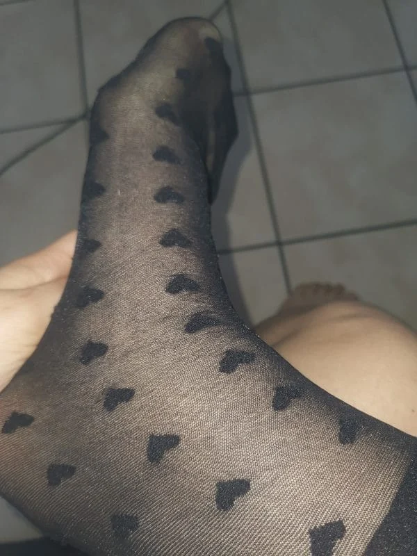 Collants porté sans culotte durant période – Image 2