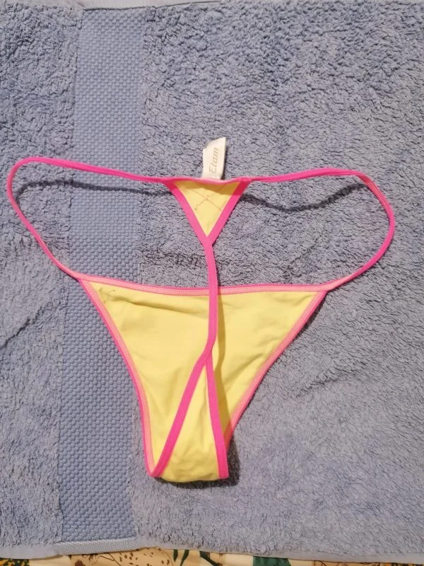 Vend string porté nombreux choix forme et couleur – Image 2