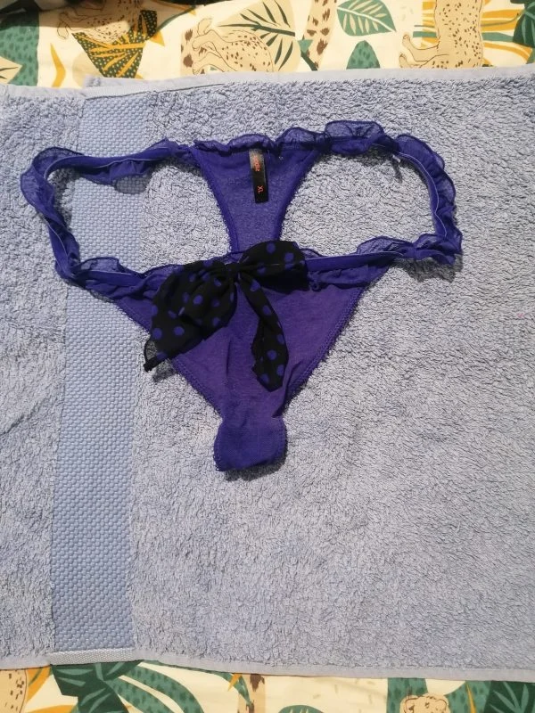 Vend string porté nombreux choix forme et couleur – Image 7