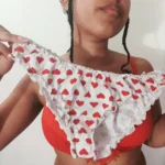 Culotte bouffante blanche avec des cœurs