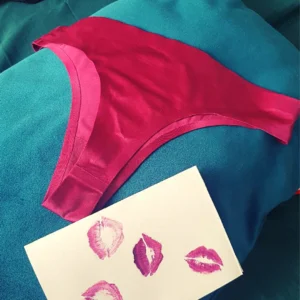 String satiné + carte coquine personnalisable