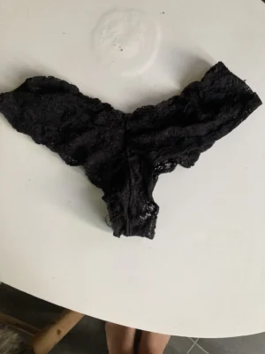 Tanga dentelle