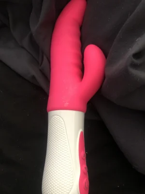 Vibrateur bien sale jouis plein de fois avec
