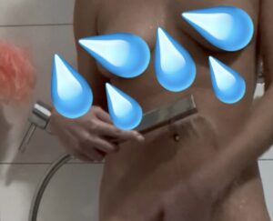 Caresses sous la douche