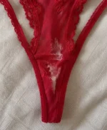 String rouge porté 2 jours