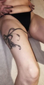 String noir motifs "rose"