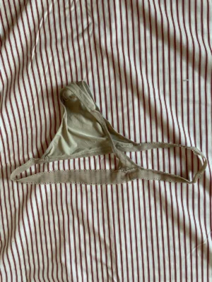 String microfibre