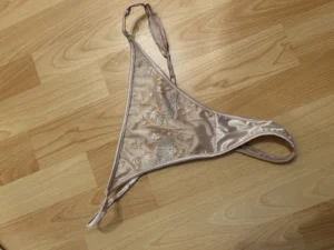 String porté 3 jours