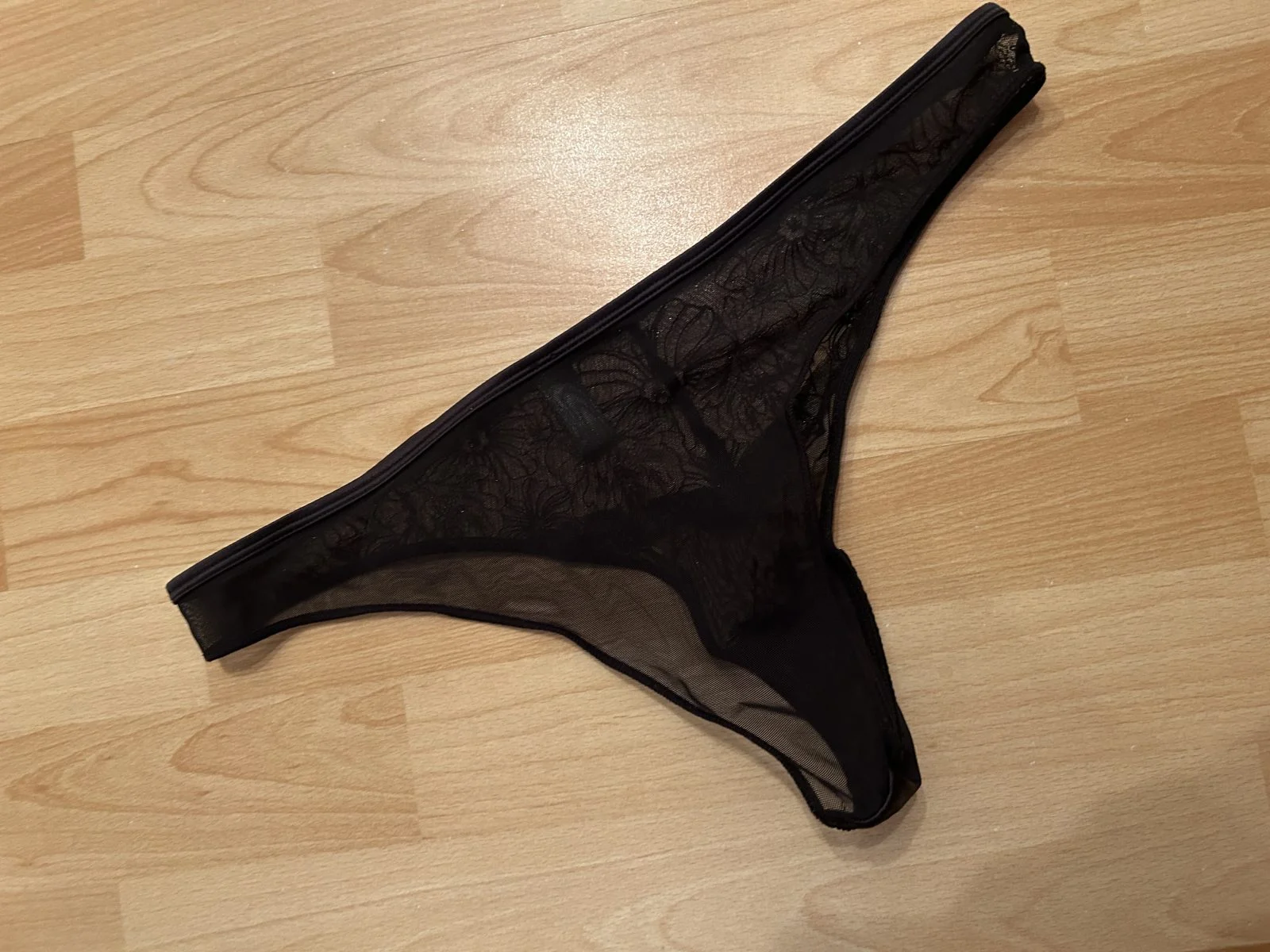 Ensemble noir porté 2 jours 💦 – Image 3