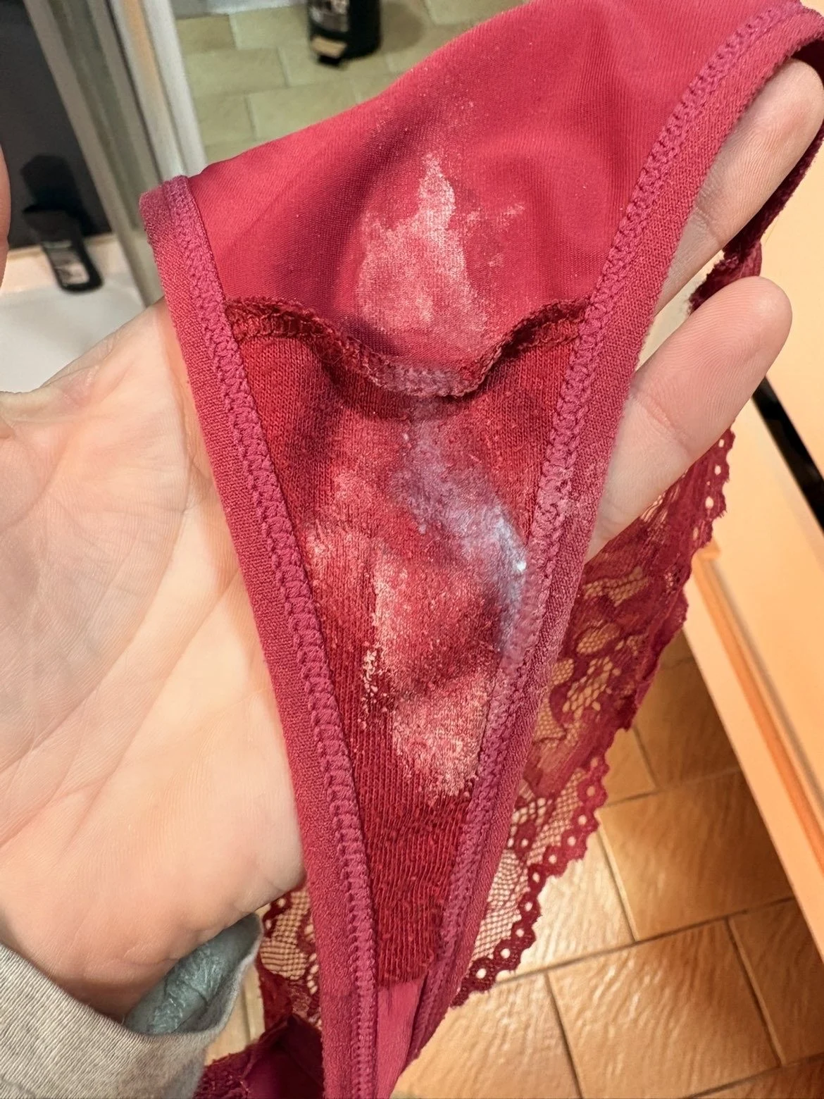 🍷 LE STRING DU JOUR – TANGA BORDEAUX (2 JOURS) 🍷 – Image 3