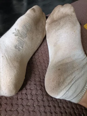 Chaussettes puantes🤢!!!