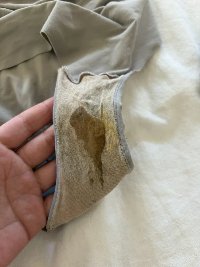 Petite culotte mouillée