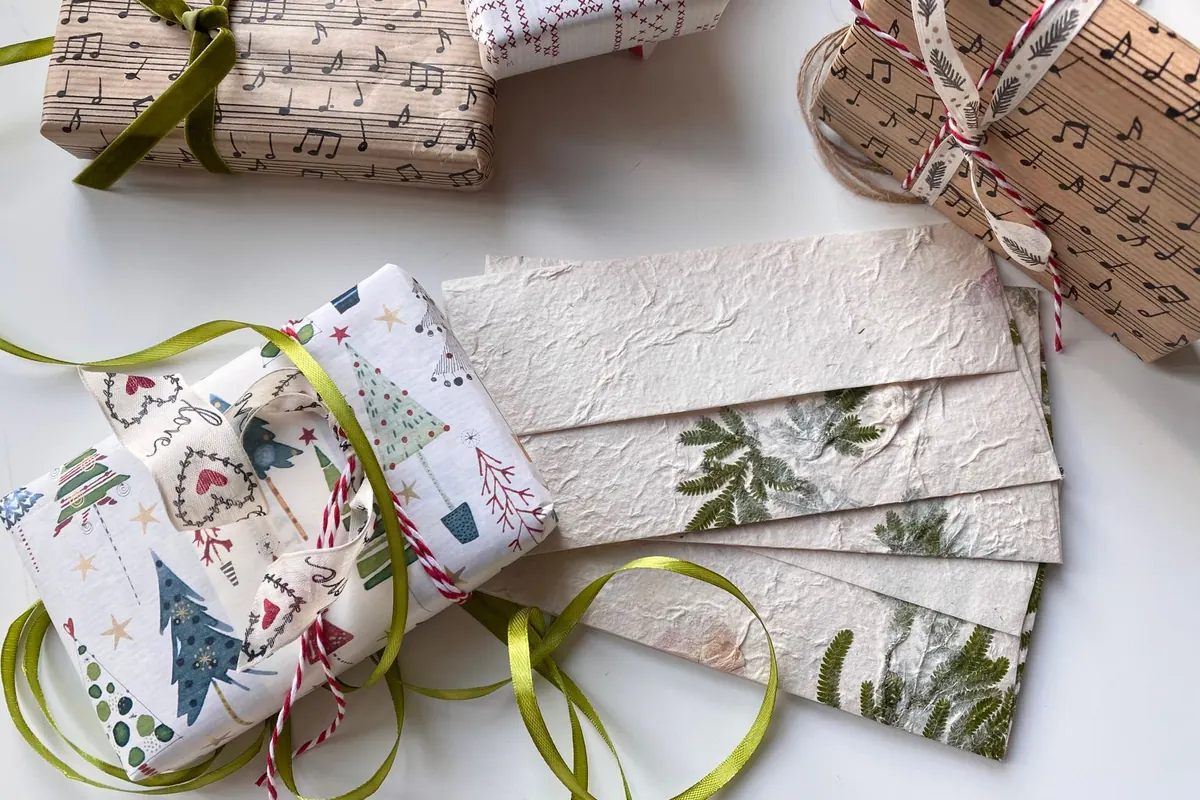 Paquets cadeaux et rubans, en illustration de « prix culotte portée »